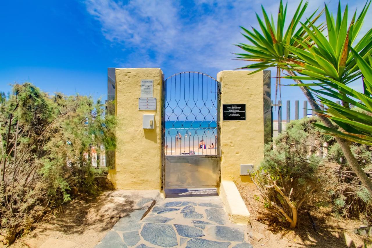 Studio In Top Lage Direkt Am Strand Arguineguin Exterior foto